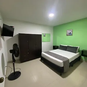 Hotel 33 Bulerias