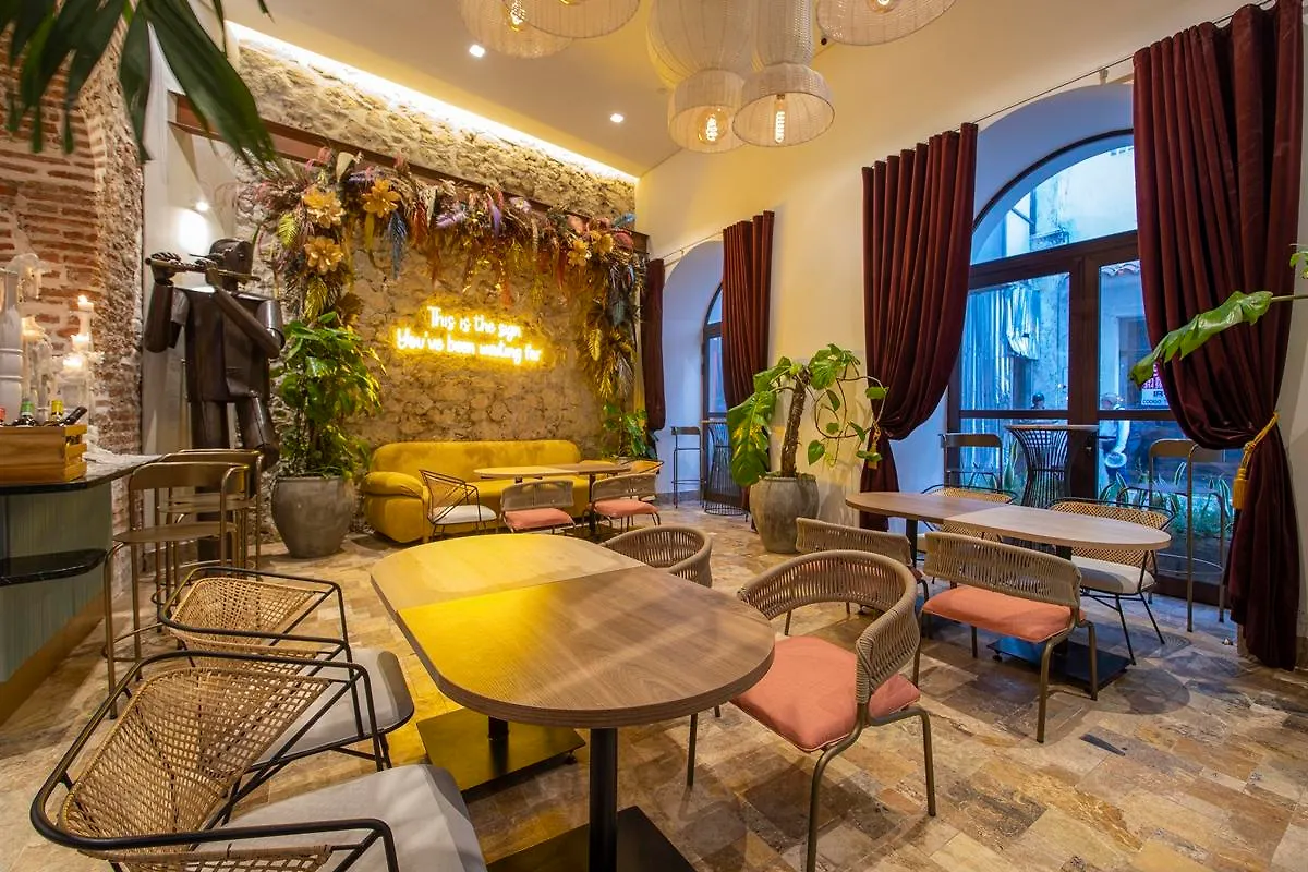 Voila Centro Historico Hotel Cartagena 4*,  Colombia