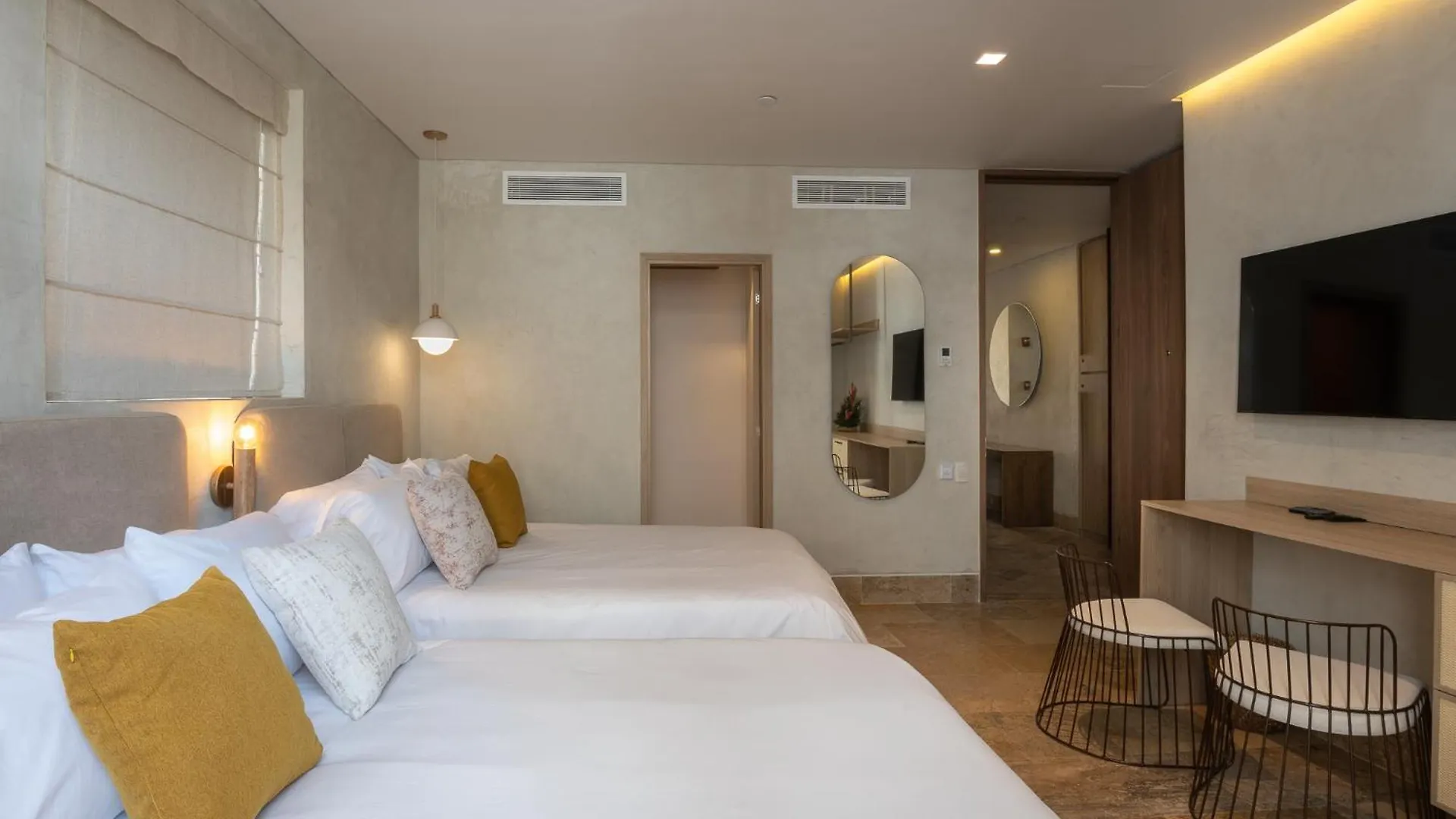 Voila Centro Historico Hotel Cartagena 4*,  Colombia